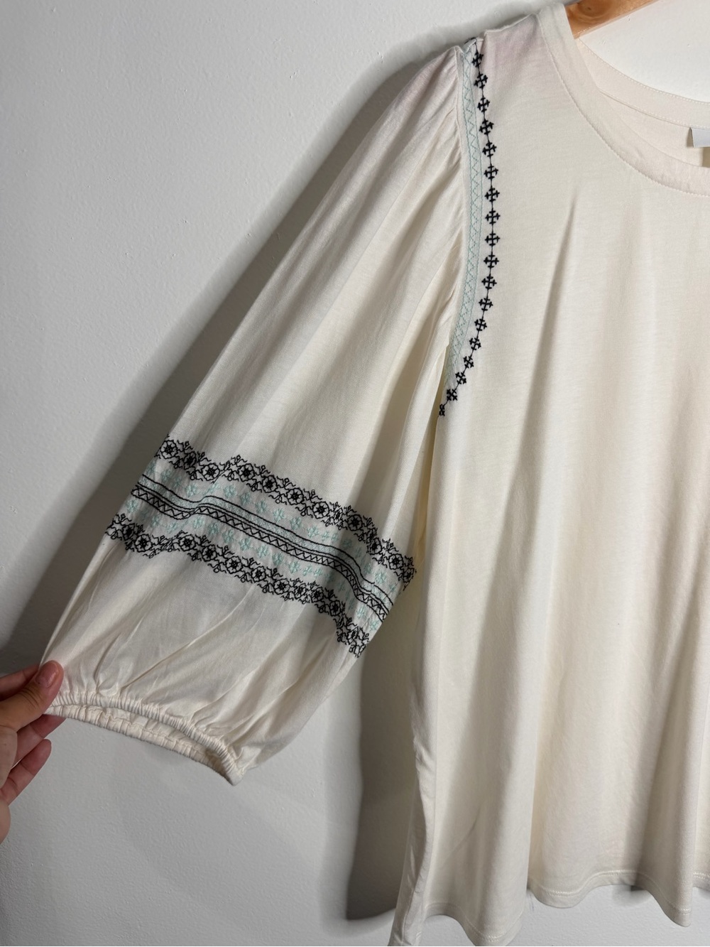 J. Jill Embroidered Boho Peasant Blouse 3/4 Sleeve Large Folk Coastal Flowy - Picture 7 of 8